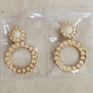 St. JOHN large Earrings